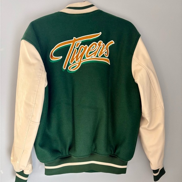 NWT Stranger Things H&M Varsity Jacket sz S - Picture 6 of 7